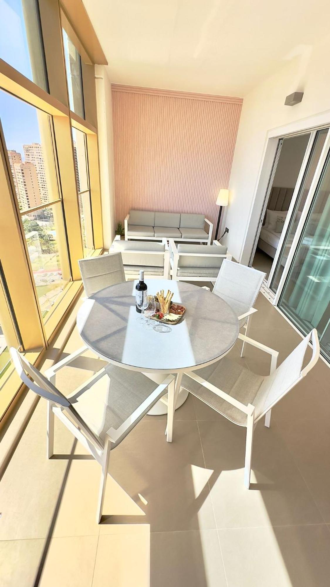 Intempo Residence By Leo Apartments Benidorm Exterior foto